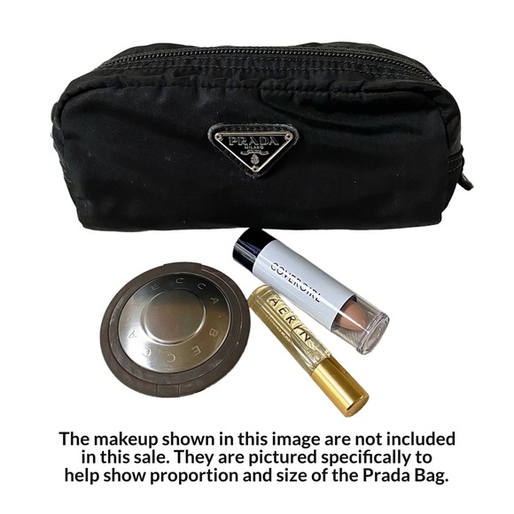 AUTHENTIC VINTAGE PRADA VELA TESSUTO NYLON SMALL ZIP COSMETIC BAG/POUCH, BLACK - Picture 5 of 16
